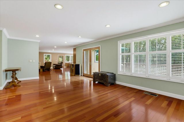 16067 Langley Pl, Grass Valley, CA 95946