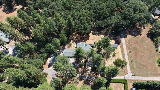 16067 Langley Pl, Grass Valley, CA 95946
