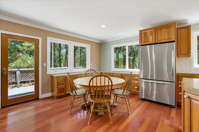 16067 Langley Pl, Grass Valley, CA 95946