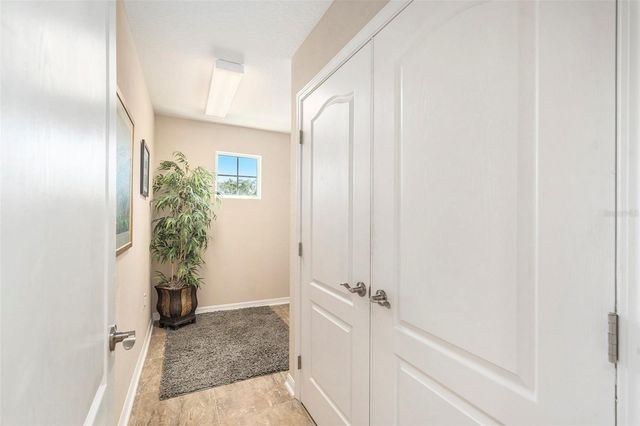 5701 S MACDILL AVENUE, Tampa, FL 33611