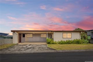 2160 Aamanu Street, Pearl City, HI 96782