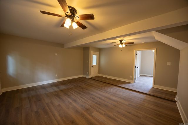 8 Brookridge Cove, Little Rock, AR 72205