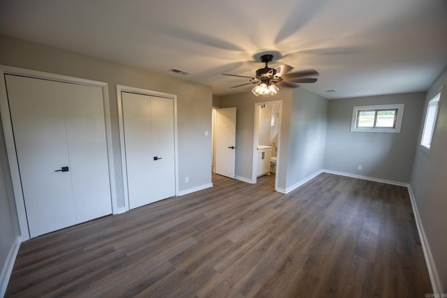8 Brookridge Cove, Little Rock, AR 72205