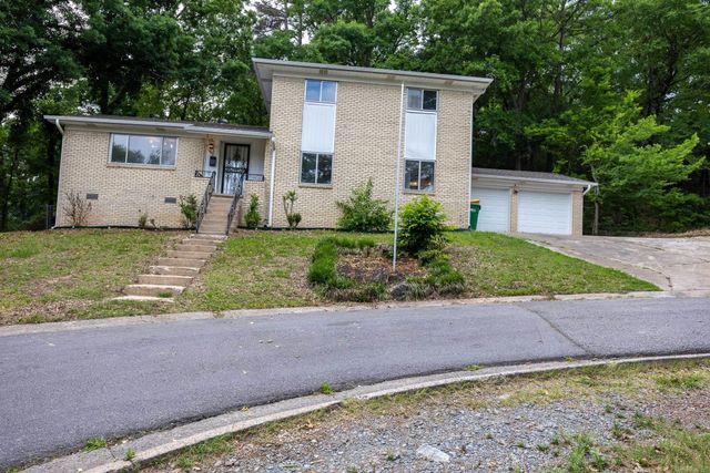 8 Brookridge Cove, Little Rock, AR 72205