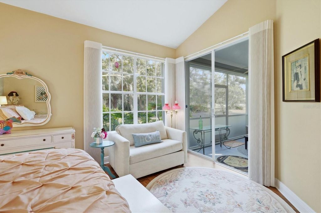 Image 14 of property listing at 7623 WHITEBRIDGE GLEN, University Park, FL 34201