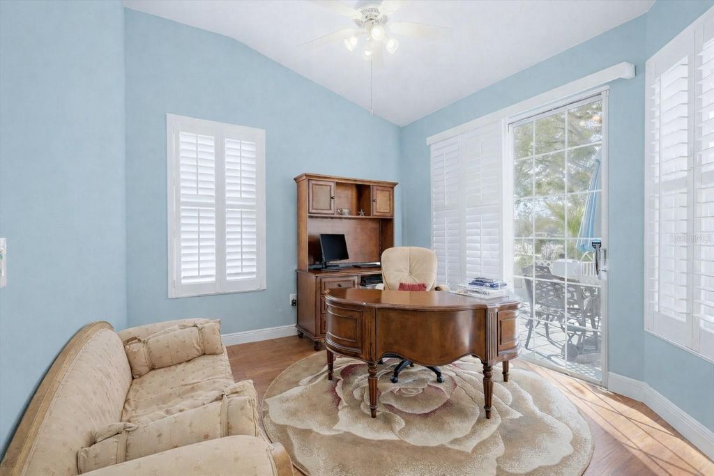 Image 17 of property listing at 7623 WHITEBRIDGE GLEN, University Park, FL 34201