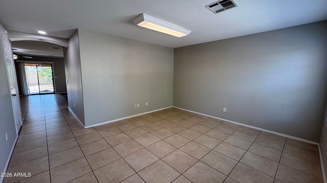 8955 W Charleston Avenue, Peoria, AZ 85382
