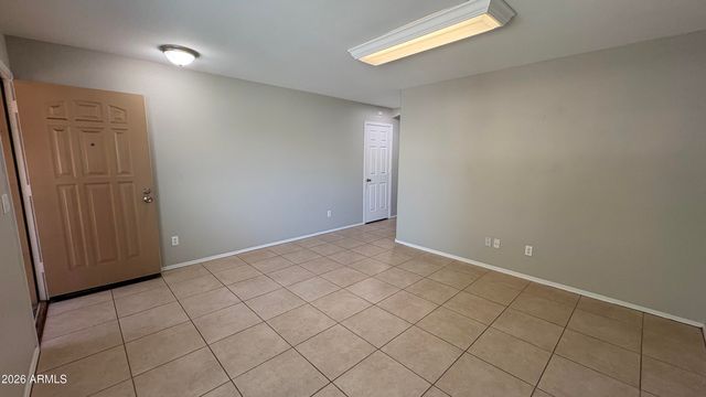 8955 W Charleston Avenue, Peoria, AZ 85382
