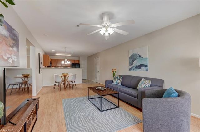 3716 Cotswold Avenue A, Greensboro, NC 27410
