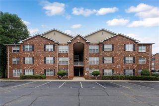 3716 Cotswold Avenue A, Greensboro, NC 27410