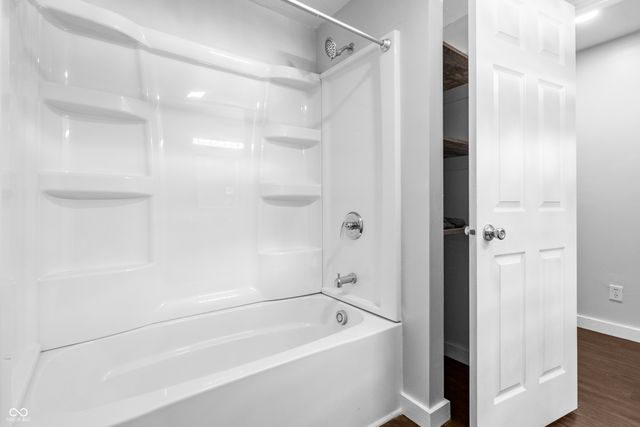 2035 10th Street, Columbus, IN 47201