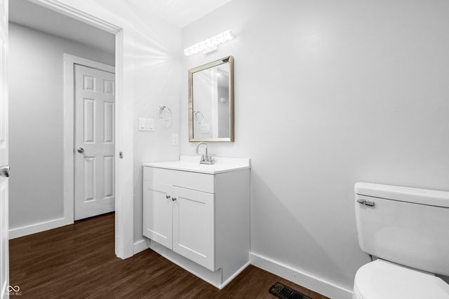 2035 10th Street, Columbus, IN 47201