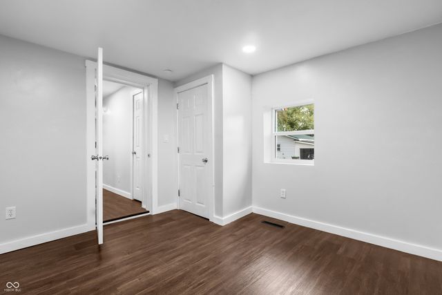 2035 10th Street, Columbus, IN 47201