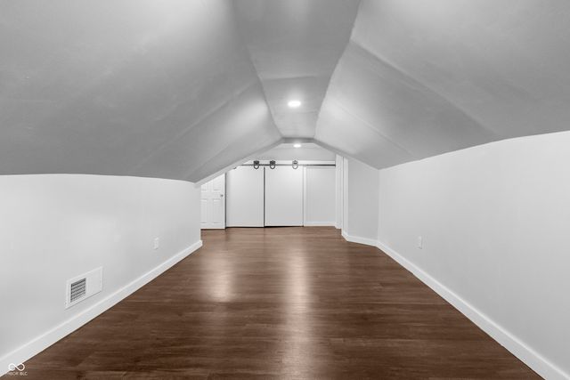 2035 10th Street, Columbus, IN 47201