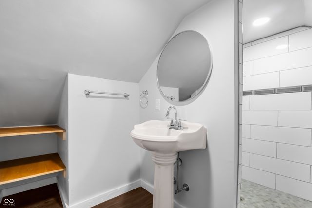 2035 10th Street, Columbus, IN 47201