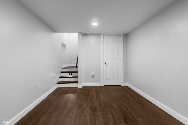 2035 10th Street, Columbus, IN 47201