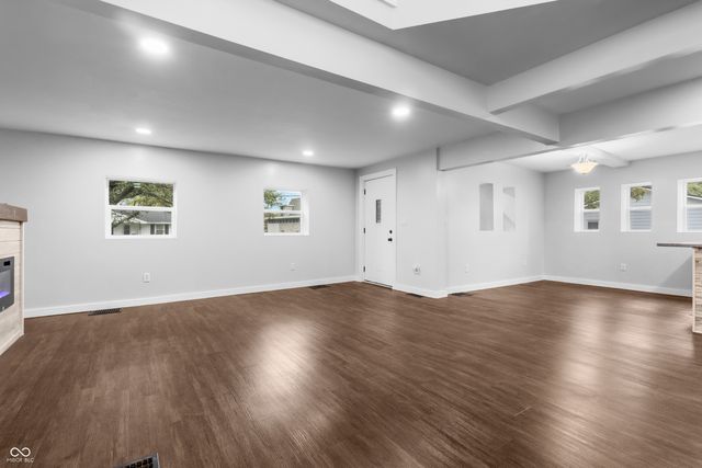 2035 10th Street, Columbus, IN 47201