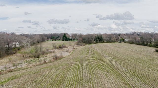 5006 S Canfield Niles Road, Canfield, OH 44406