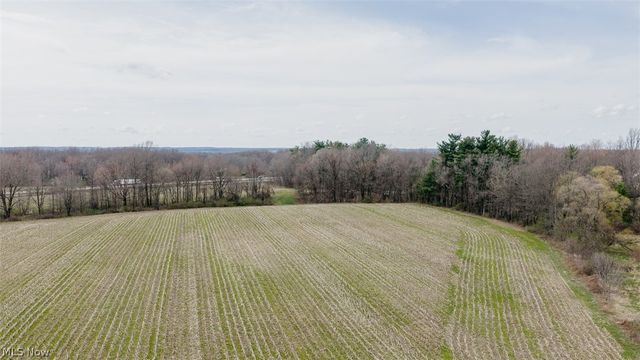 5006 S Canfield Niles Road, Canfield, OH 44406