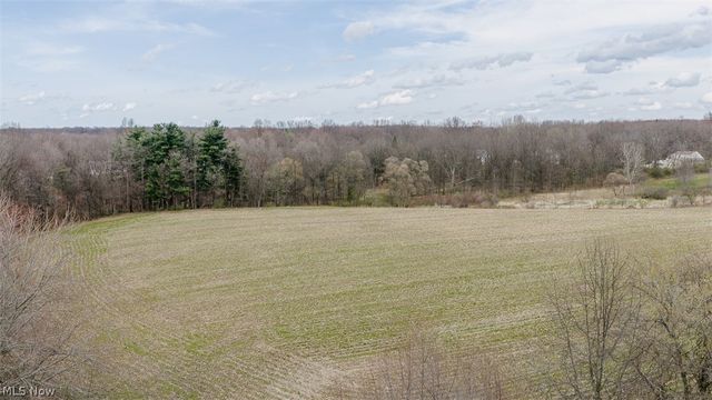 5006 S Canfield Niles Road, Canfield, OH 44406