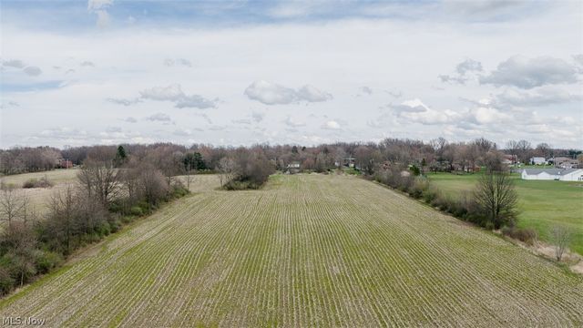 5006 S Canfield Niles Road, Canfield, OH 44406