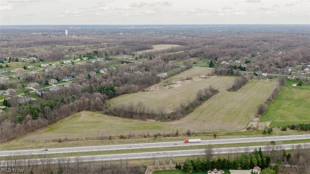 5006 S Canfield Niles Road, Canfield, OH 44406