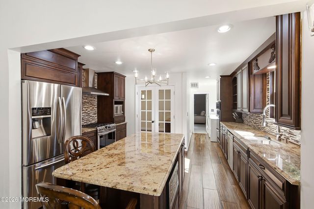35 Pierson Road, Toms River, NJ 08753