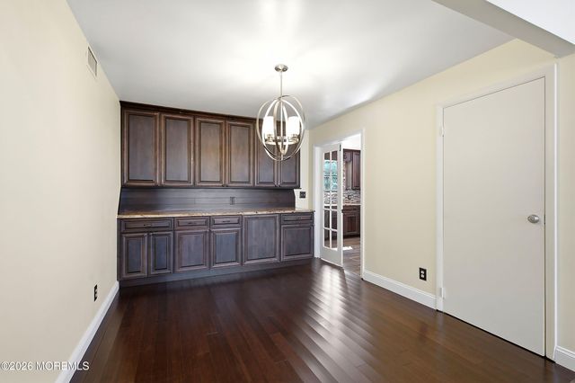 35 Pierson Road, Toms River, NJ 08753