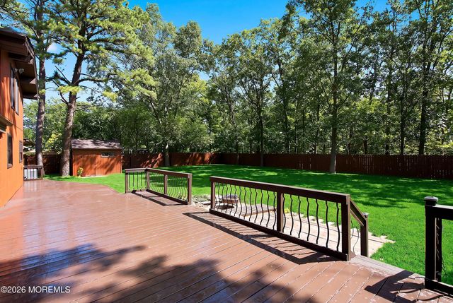 35 Pierson Road, Toms River, NJ 08753