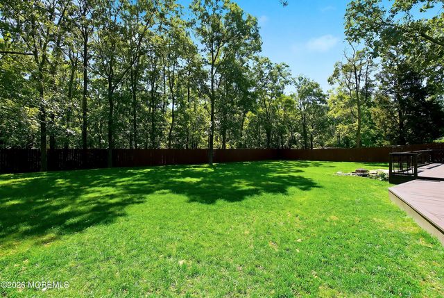 35 Pierson Road, Toms River, NJ 08753
