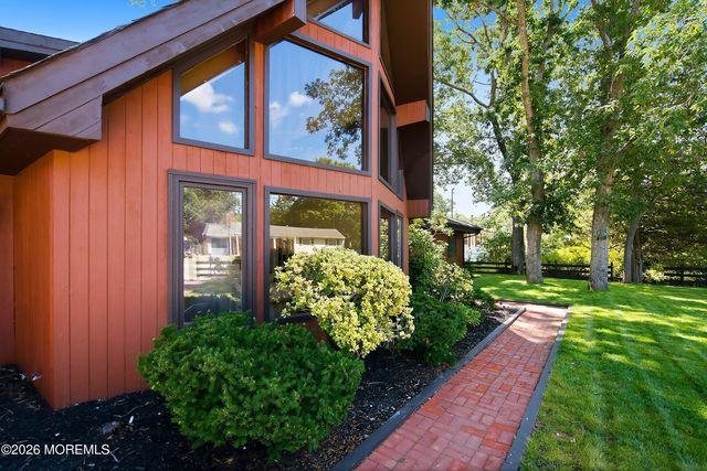 35 Pierson Road, Toms River, NJ 08753