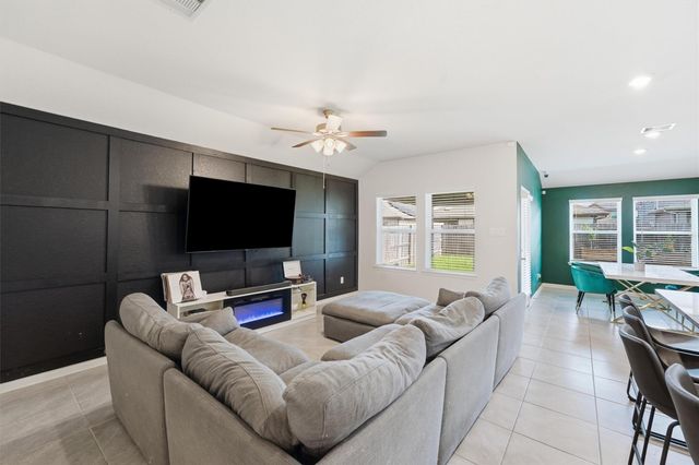 1007 Modesto Drive, Rosharon, TX 77583