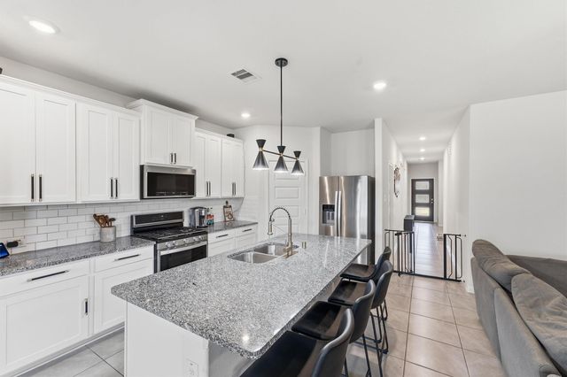 1007 Modesto Drive, Rosharon, TX 77583
