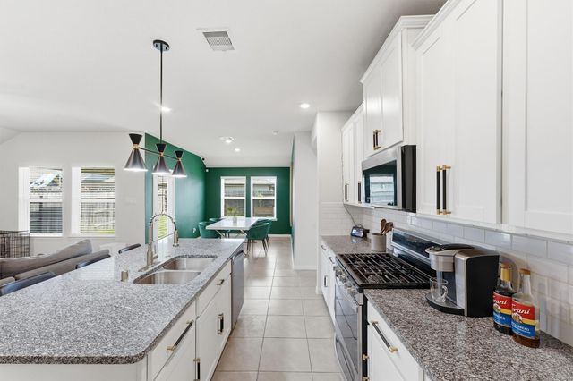 1007 Modesto Drive, Rosharon, TX 77583