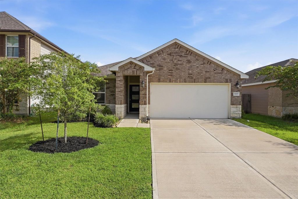 1007 Modesto Drive, Rosharon, TX 77583