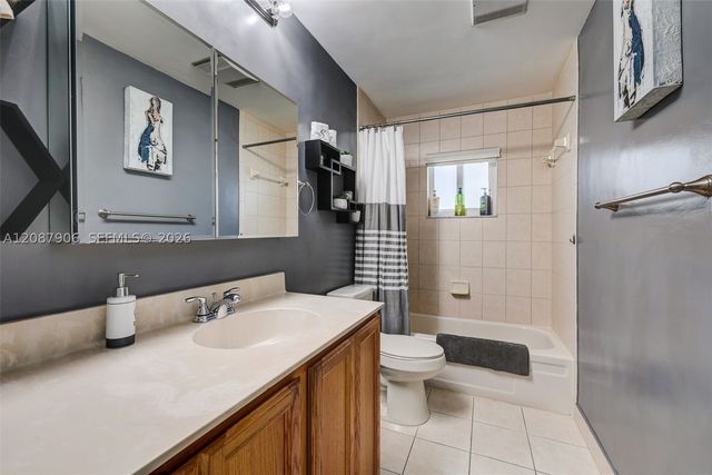 1651 NW 85th Ave, Plantation, FL 33322