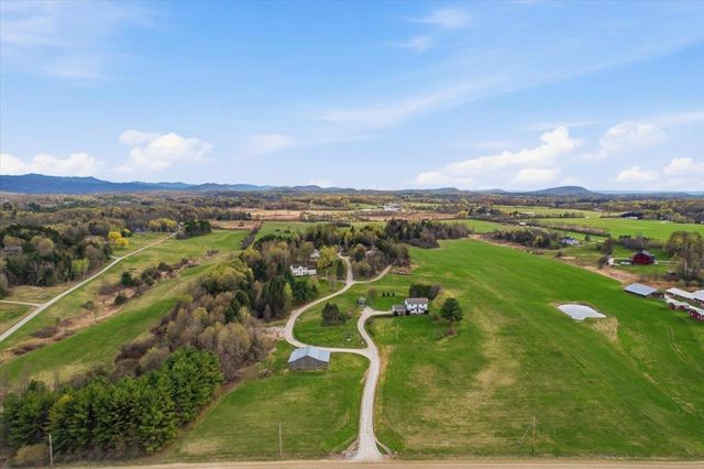 48 Bushey Drive, Shelburne, VT 05482