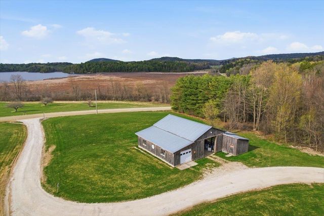 48 Bushey Drive, Shelburne, VT 05482