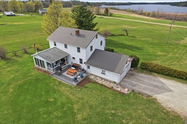 48 Bushey Drive, Shelburne, VT 05482