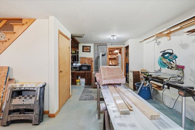 48 Bushey Drive, Shelburne, VT 05482