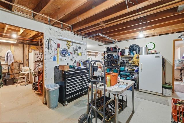48 Bushey Drive, Shelburne, VT 05482