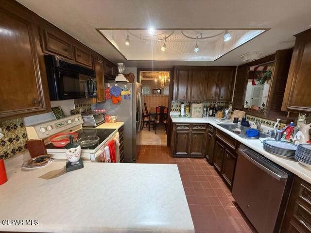 6435 BELTON Road, El Paso, TX 79912