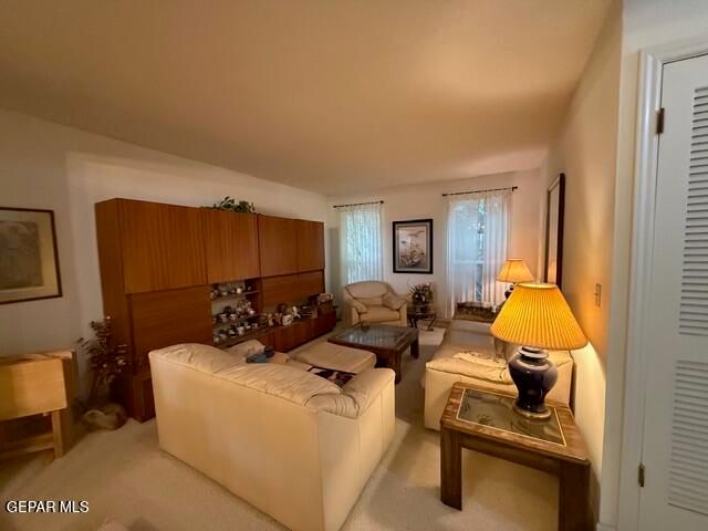 6435 BELTON Road, El Paso, TX 79912