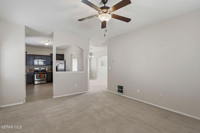 14207 SILVER POINT Avenue, El Paso, TX 79938