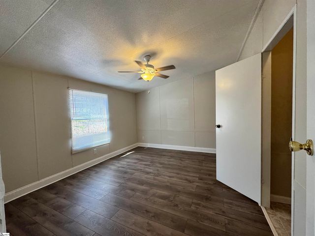 262 Geddy Road, Gray Court, SC 29645