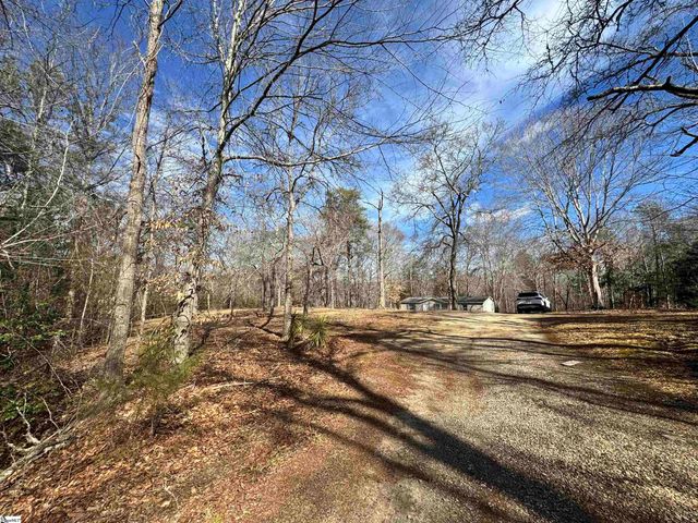 262 Geddy Road, Gray Court, SC 29645