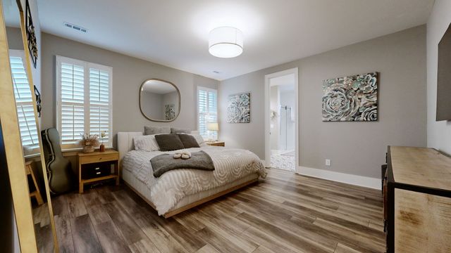 7032 Balcolm Ct, College Grove, TN 37046