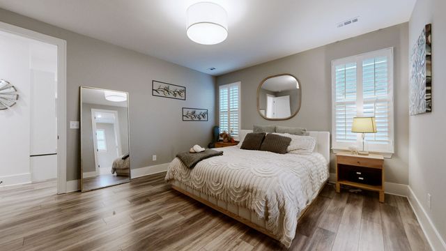 7032 Balcolm Ct, College Grove, TN 37046