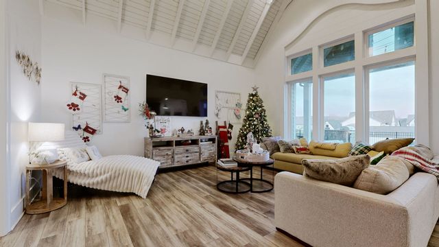 7032 Balcolm Ct, College Grove, TN 37046