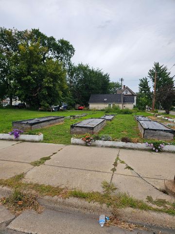 601 Western Avenue N, Saint Paul, MN 55103